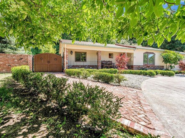 3950 Pinole Valley Rd, Pinole CA 94564