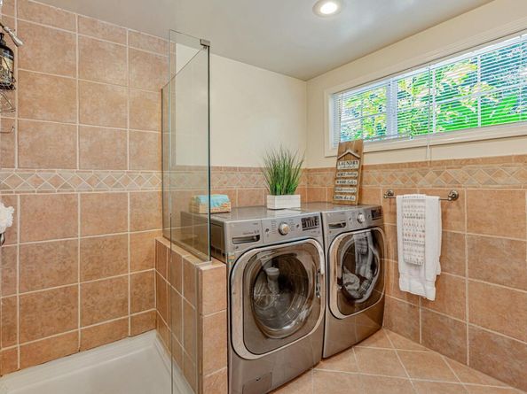3950 Pinole Valley Rd, Pinole CA 94564