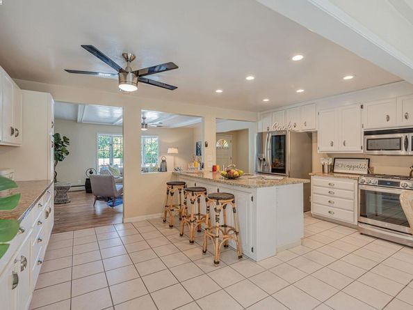 3950 Pinole Valley Rd, Pinole CA 94564