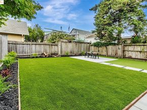 5614 Dover St, Oakland CA 94609