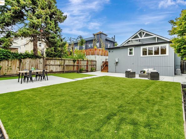 5614 Dover St, Oakland CA 94609