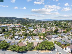 4816 Meadowbrook Dr, Richmond CA 94803