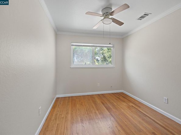 4816 Meadowbrook Dr, Richmond CA 94803
