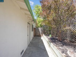 4816 Meadowbrook Dr, Richmond CA 94803