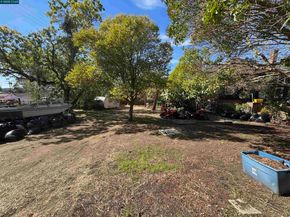 22490 Bayview Ave, Hayward CA 94541