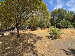 22490 Bayview Ave, Hayward CA 94541