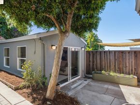 4621 Walnut St, Oakland CA 94619