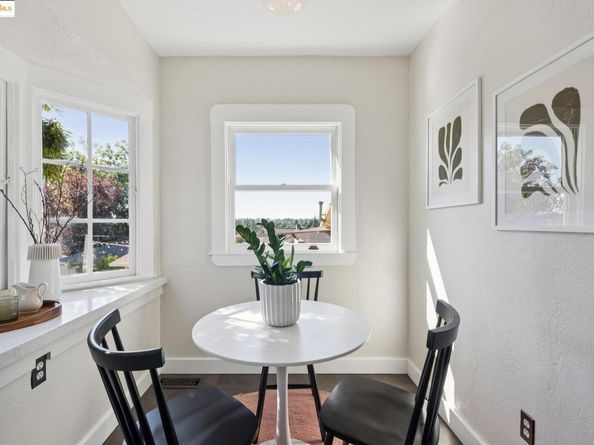 4621 Walnut St, Oakland CA 94619