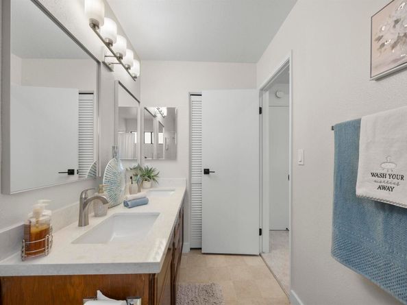 6047 Joaquin Murieta Ave G, Newark CA 94560
