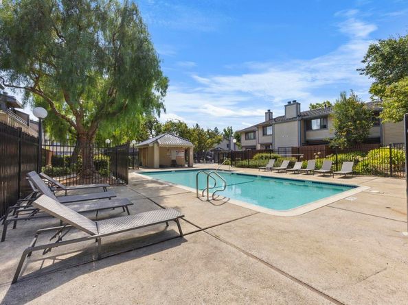 6047 Joaquin Murieta Ave G, Newark CA 94560