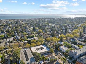 1701 Central Ave E, Alameda CA 94501