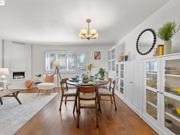 1701 Central Ave E, Alameda CA 94501