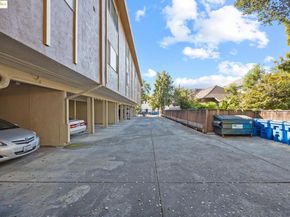 1701 Central Ave E, Alameda CA 94501