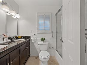1701 Central Ave E, Alameda CA 94501