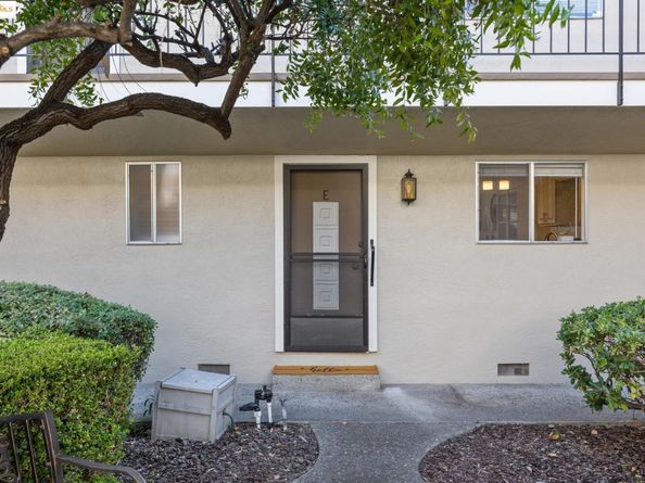 1701 Central Ave E, Alameda CA 94501