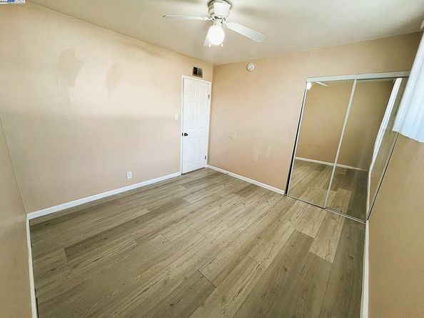 344 Rousseau St, Hayward CA 94544