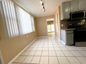 344 Rousseau St, Hayward CA 94544