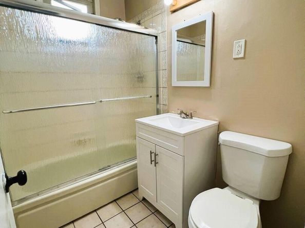 344 Rousseau St, Hayward CA 94544