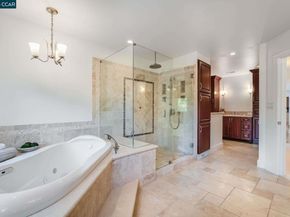 33 Altamount Drive, Orinda CA 94563