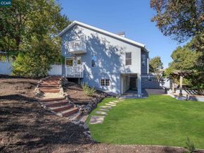 33 Altamount Drive, Orinda CA 94563