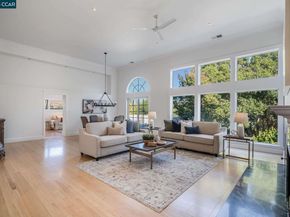 33 Altamount Drive, Orinda CA 94563