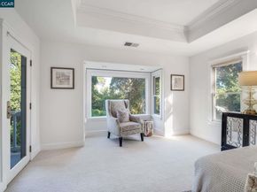 33 Altamount Drive, Orinda CA 94563