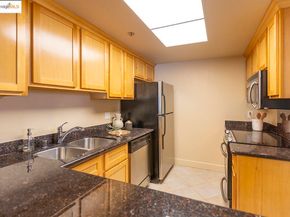 1839 15th ST APT 158, San Francisco CA 94103