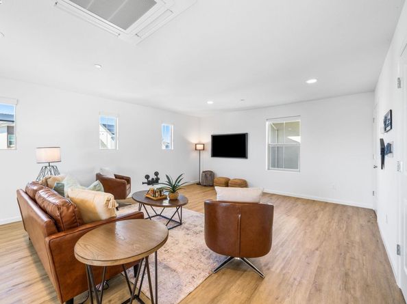 5990 Peridot Pl, Dublin CA 94568