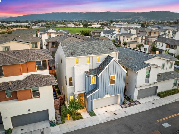 5990 Peridot Pl, Dublin CA 94568