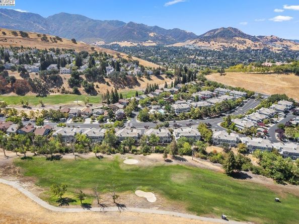 4701 Keller Ridge Dr, Clayton CA 94517