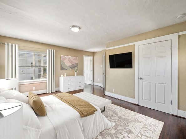 1063 32Nd St, Oakland CA 94608