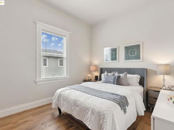 1339 Kains Ave, Berkeley CA 94702