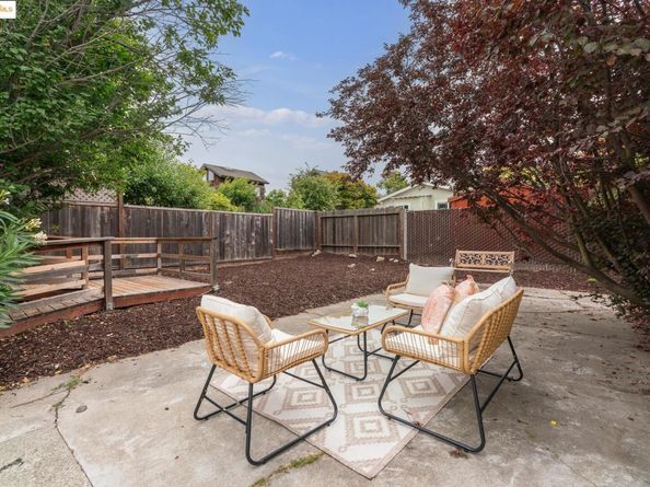 1339 Kains Ave, Berkeley CA 94702