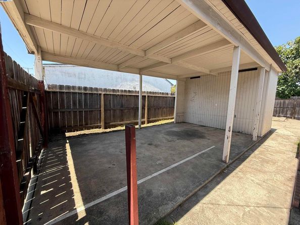 14835 Farnsworth St, San Leandro CA 94579