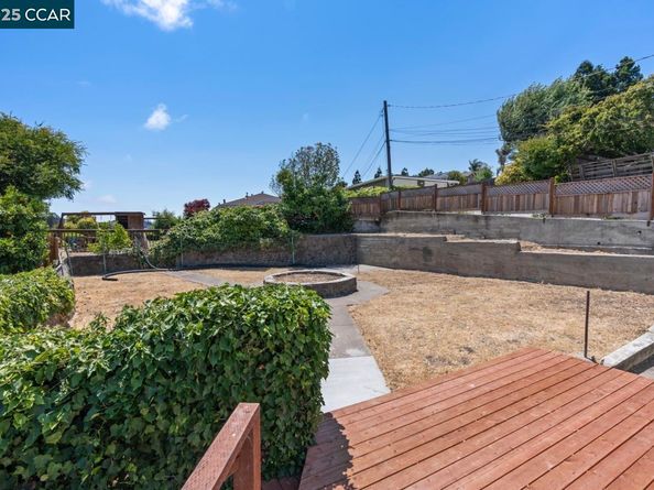 1923 Thompson Ln, El Sobrante CA 94803