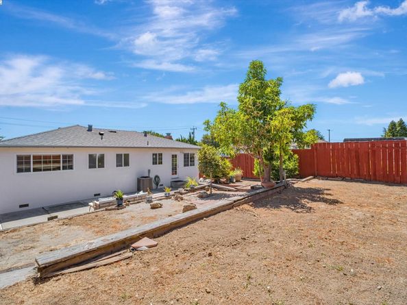 5232 Proctor Road, Castro Valley CA 94546