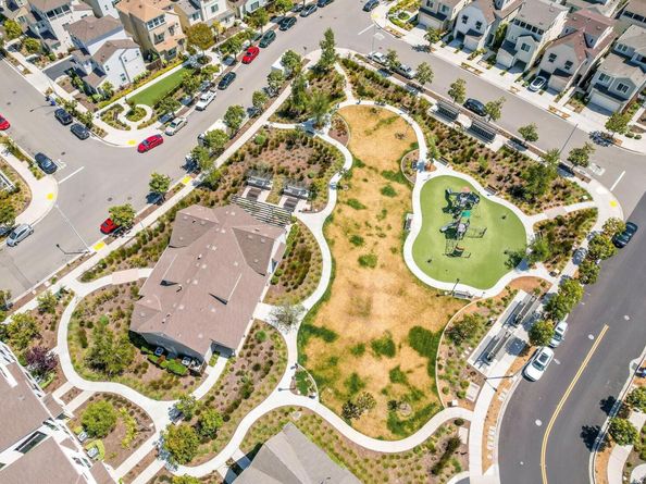 8550 Boardwalk Way, Newark CA 94560