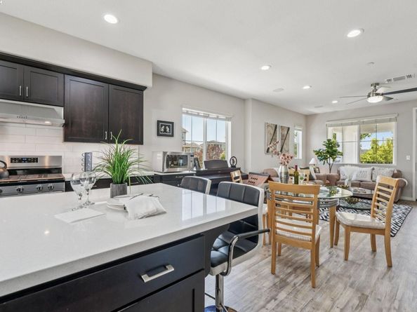 8550 Boardwalk Way, Newark CA 94560
