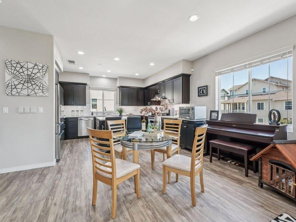 8550 Boardwalk Way, Newark CA 94560