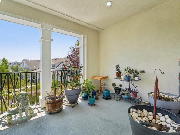 8550 Boardwalk Way, Newark CA 94560