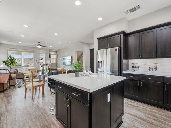 8550 Boardwalk Way, Newark CA 94560