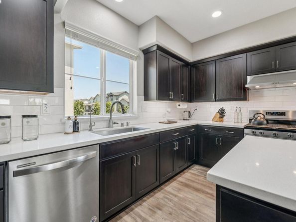 8550 Boardwalk Way, Newark CA 94560