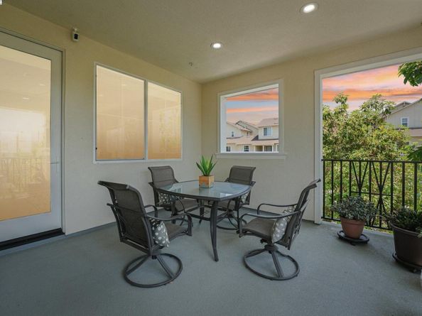 8550 Boardwalk Way, Newark CA 94560