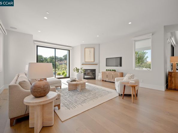 11 Lucas Ranch Ct, Lafayette CA 94549