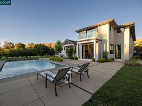 11 Lucas Ranch Ct, Lafayette CA 94549