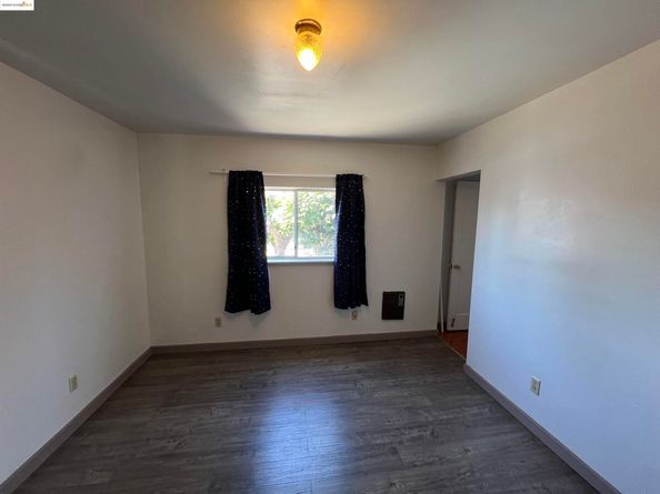 3064 Curran Ave, Oakland CA 94602