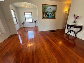 3064 Curran Ave, Oakland CA 94602