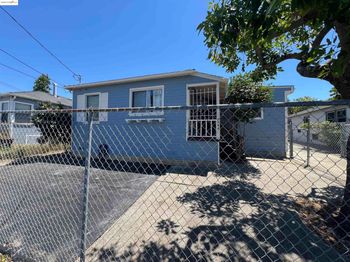 3064 Curran Ave