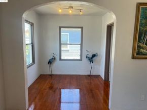 3064 Curran Ave, Oakland CA 94602