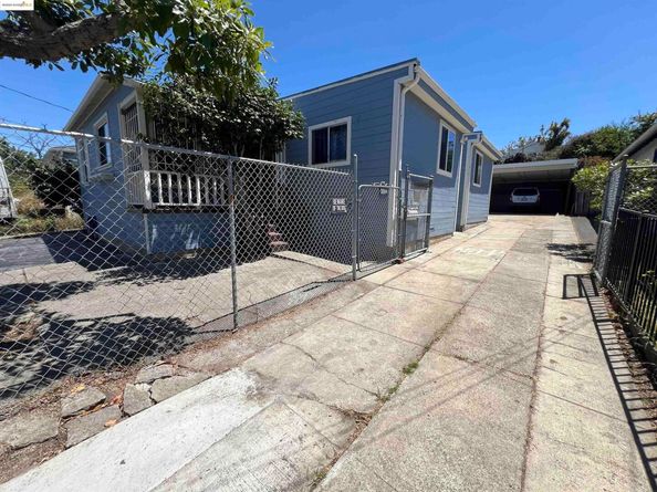 3064 Curran Ave, Oakland CA 94602